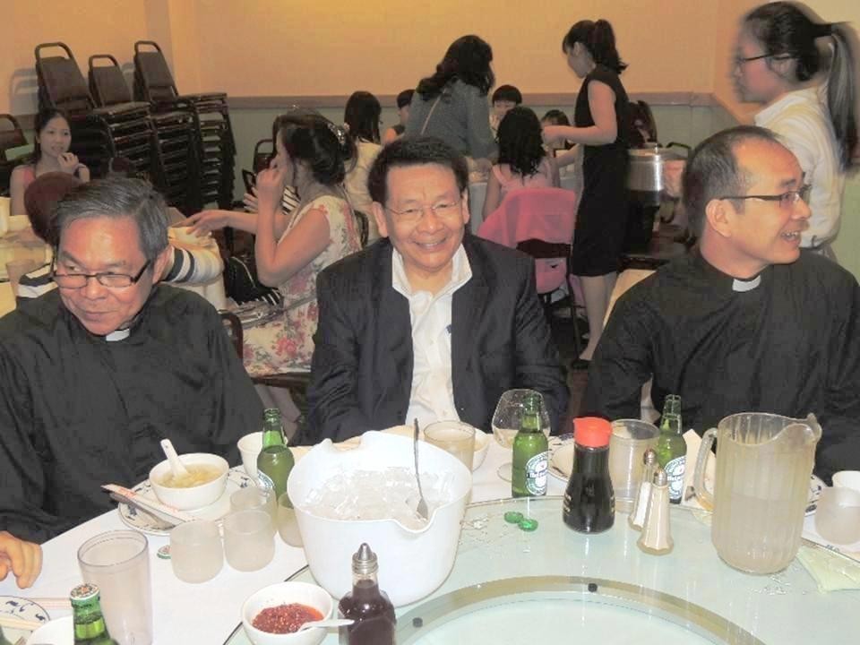 Nghĩa Sinh Chicago chúc mừng cháu Ngọc Huyền và gia đình anh chị Nguyễn Đình Dương