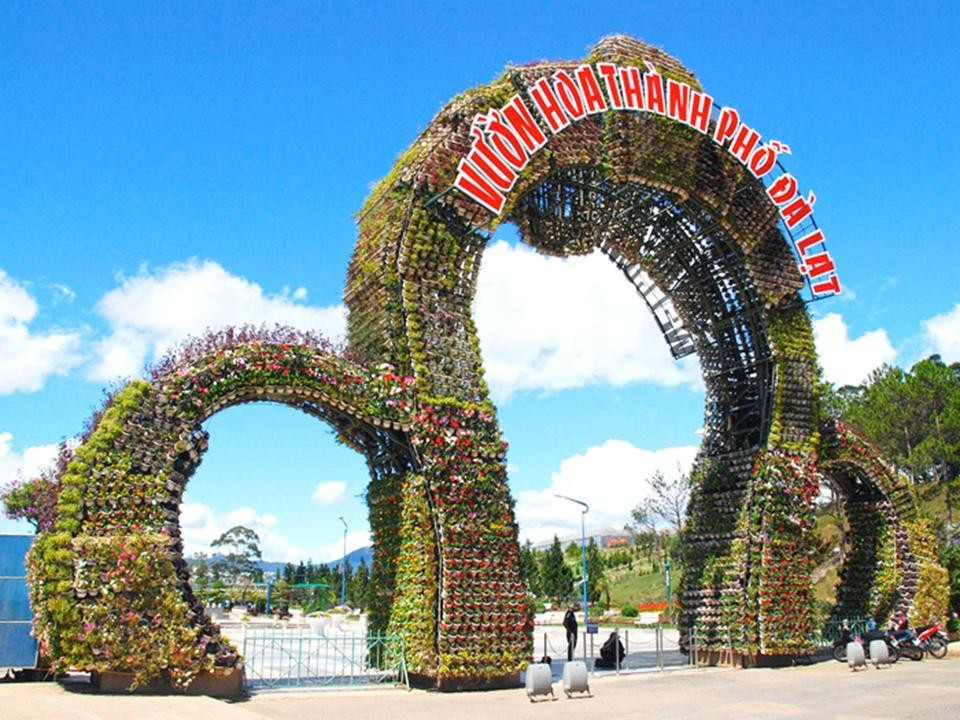 Trại hè Truyền thống Nghĩa Sinh năm 2014 tại Đàlạt.