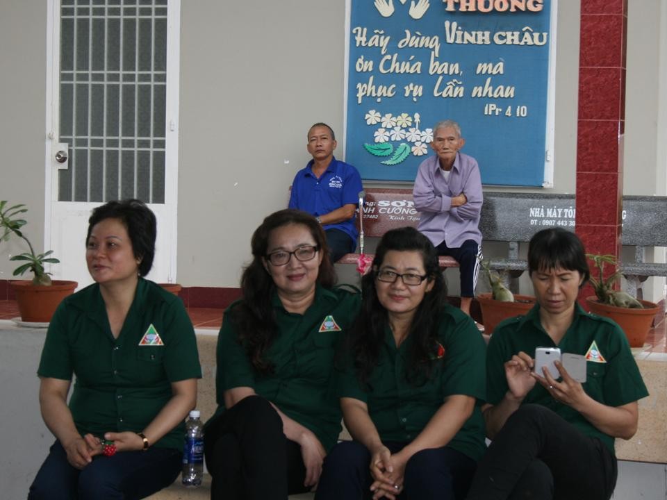 Nghĩa Sinh Công tác Xã hội ngày 7/1/2015 tại Mái ấm Tình thương Vinh Châu (Baria, Vũng Tàu).