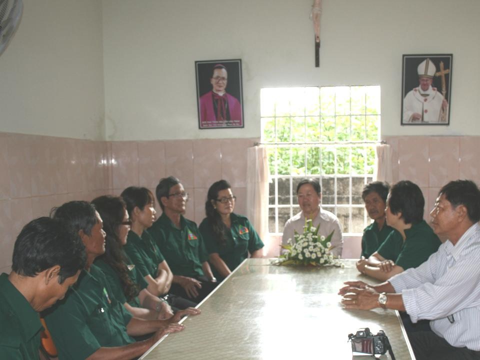 Nghĩa Sinh Công tác Xã hội ngày 7/1/2015 tại Mái ấm Tình thương Vinh Châu (Baria, Vũng Tàu).