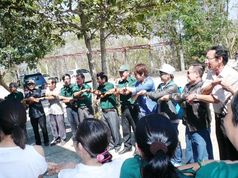 Nghĩa Sinh và cựu Nghĩa Sinh Việt Nam họp mặt Tết Giáp Ngọ tại đảo Long Sơn Vũng Tàu ngày 9/2/2014.