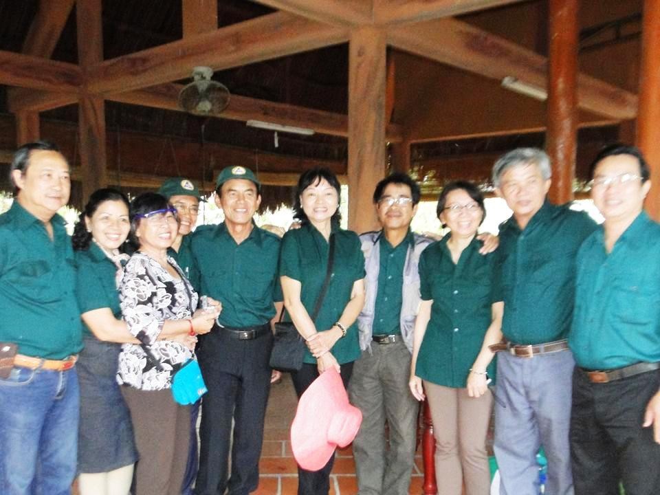 Nghĩa Sinh và cựu Nghĩa Sinh Việt Nam họp mặt Tết Giáp Ngọ tại đảo Long Sơn Vũng Tàu ngày 9/2/2014.