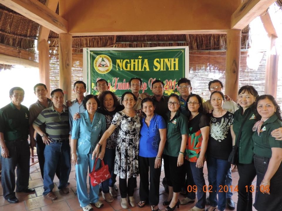 Nghĩa Sinh họp mặt Tết Giáp Ngọ tại đồi Du Sơn thuộc xã đảo Long Sơn Vũng Tàu ngày 9/2/2014.
