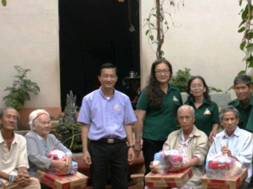 Nghĩa Sinh công tác xã hội tại xã Quảng Thành (tỉnh Đồng Nai) ngày 3-2-2015.