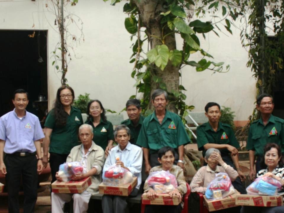 Nghĩa Sinh công tác xã hội tại xã Quảng Thành (tỉnh Đồng Nai) ngày 3-2-2015.