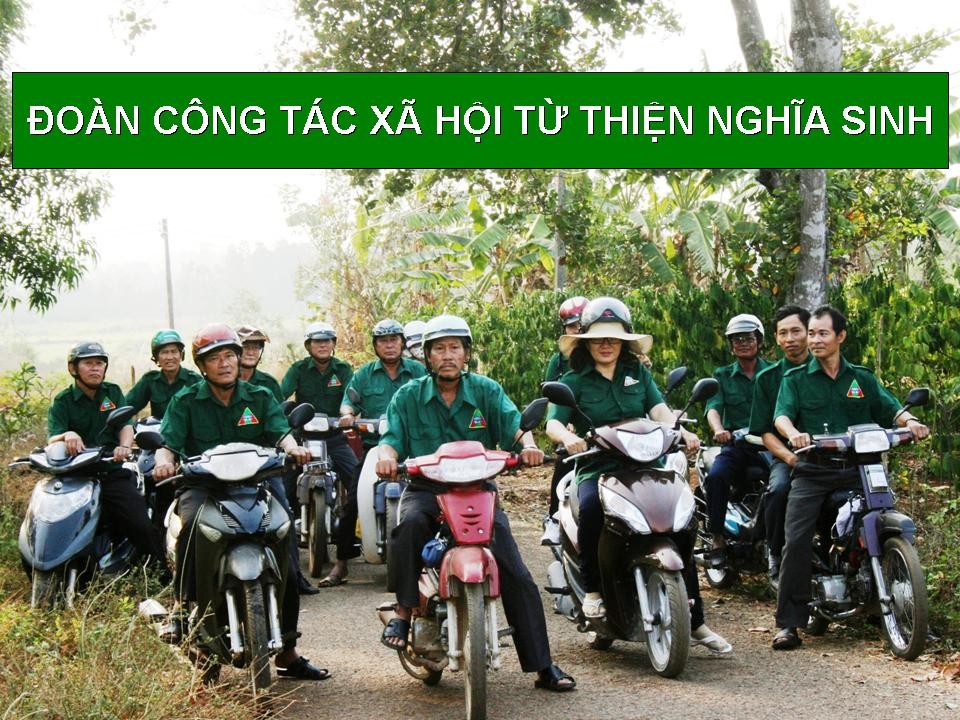 Đoàn công tác xã hội Nghĩa Sinh thăm viếng và phát quà chia sẻ với đồng bào dân tộc Châu Ro (Baria) ngày 15 tháng 3 năm 2015