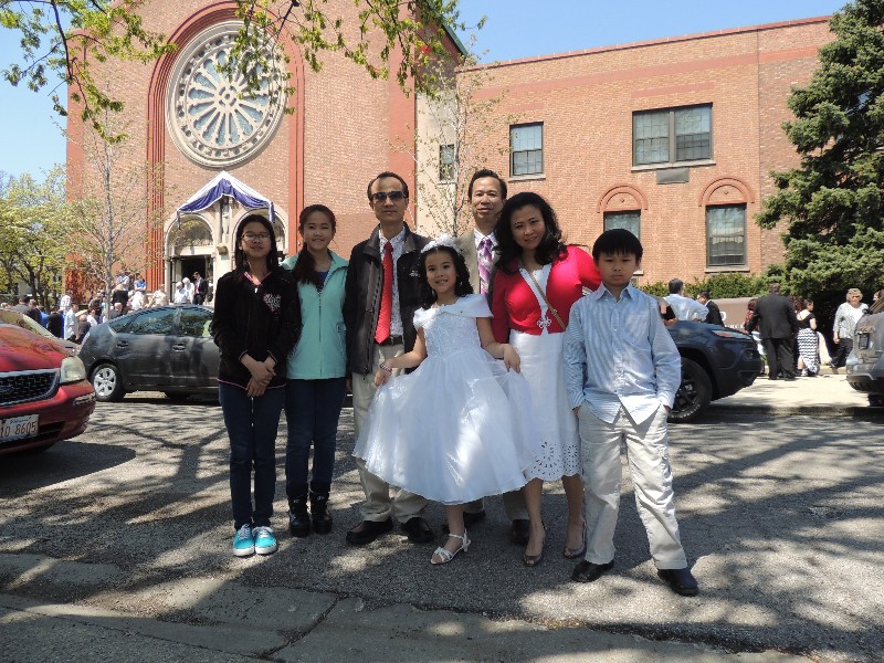 Nghĩa Sinh Chicago chúc mừng cháu Ngọc Huyền và gia đình anh chị Nguyễn Đình Dương