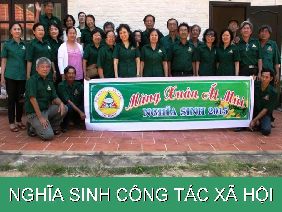 Huynh Trưởng Nghĩa Sinh, Trưởng Trần Bửu Khánh, Nghĩa Sinh Trần Trong Tuyên & Mai Phước cùng các thân hữu NS tham dự ngày gây quỹ từ thiện giúp thương binh tại Chicago.