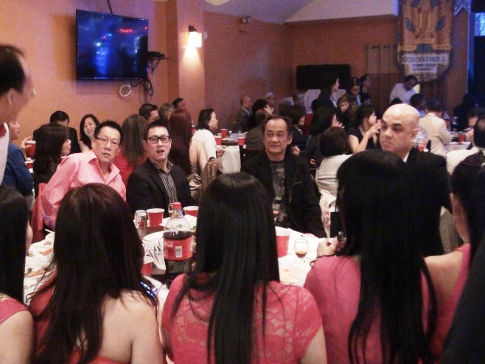 Huynh Trưởng Nghĩa Sinh, Trưởng Trần Bửu Khánh, Nghĩa Sinh Trần Trong Tuyên & Mai Phước cùng các thân hữu NS tham dự ngày gây quỹ từ thiện giúp thương binh tại Chicago.