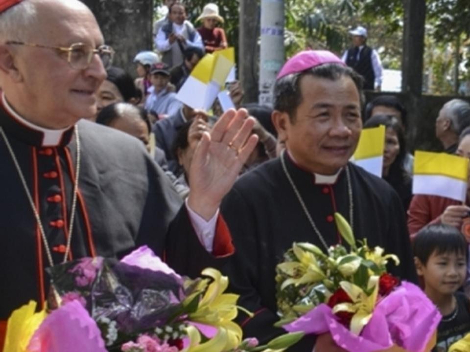 Huynh Trưởng Nghĩa Sinh giúp Khóa Thường huấn Hè 2015 cho 100 Soeurs Dòng Saint Paul de Chartres tại Thành phố Đà Nẵng.