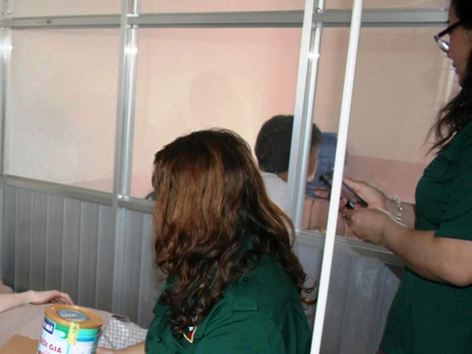 Nghĩa Sinh công tác xã hội tại Viện Dưỡng Lão Quảng Thành và Vinh Châu ngày 20/09/2015.
