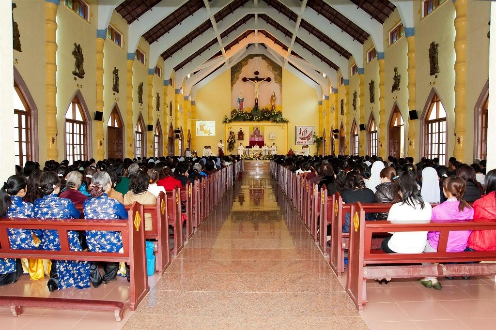 Cựu Huynh Trưởng Nghĩa Sinh Nguyễn Công Minh trong đại lễ Thánh Phanxicô ngày 4 tháng 10 năm 2013 tại Đà Lạt.