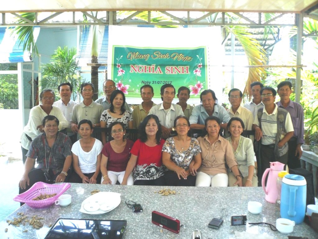 Hình cựu Nghĩa Sinh tại Việt Nam năm 2012 do CNS Nguyễn Thị Tiến gởi đến.