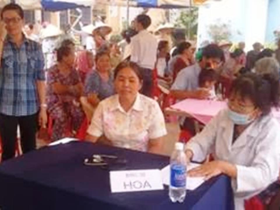 Nhóm Thiện Nghĩa đã hợp tác với Hội Chữ Thập Đỏ và các đoàn thể địa phương trong công tác xã hội, từ thiện và y tế giúp đỡ đồng bào nghèo khó, bệnh tật, cao tuổi, neo đơn.