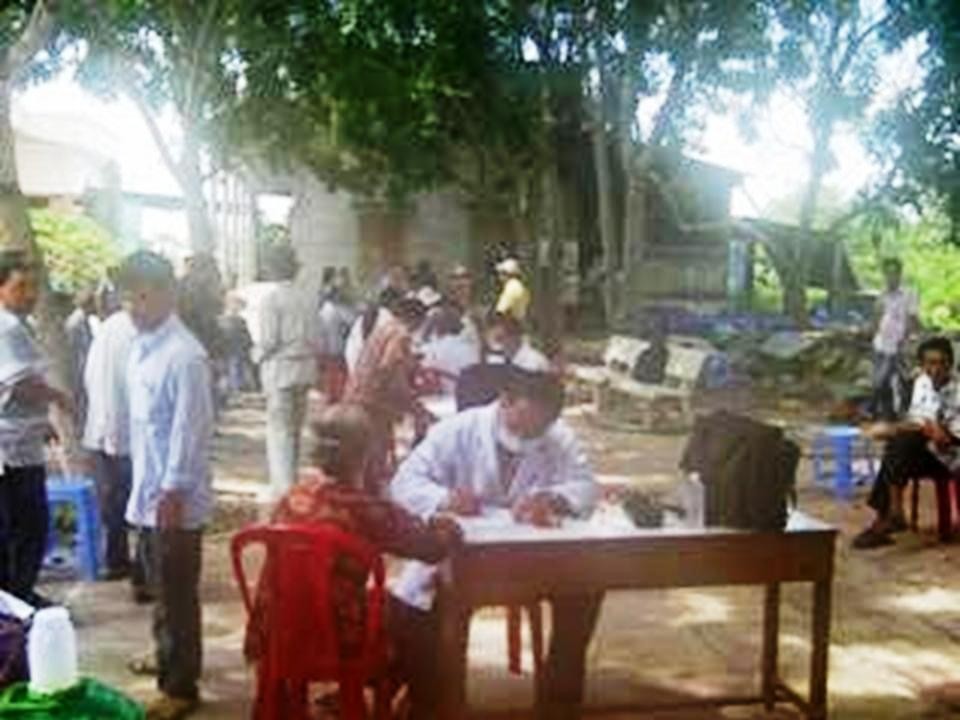 Nhóm Thiện Nghĩa đã hợp tác với Hội Chữ Thập Đỏ và các đoàn thể địa phương trong công tác xã hội, từ thiện và y tế giúp đỡ đồng bào nghèo khó, bệnh tật, cao tuổi, neo đơn.
