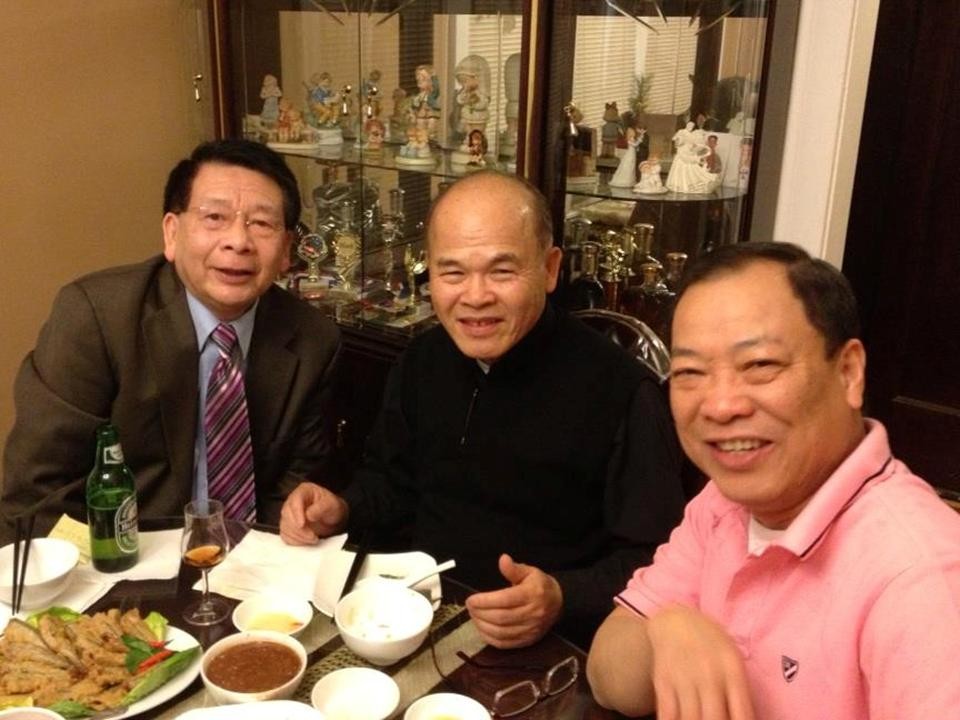 Tiệc mừng gia đình anh chị Trần Công Tiến nhận giải thưởng Gia Đình Gương Mẫu 2012.