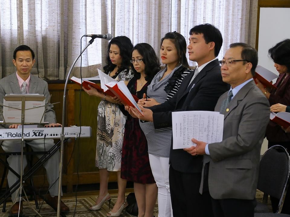 Lễ Tạ Ơn Nghĩa Sinh năm thứ 29 tại Chicago (1983-2012) - Đức Ông Nguyễn Ngọc Hàm chủ tế.