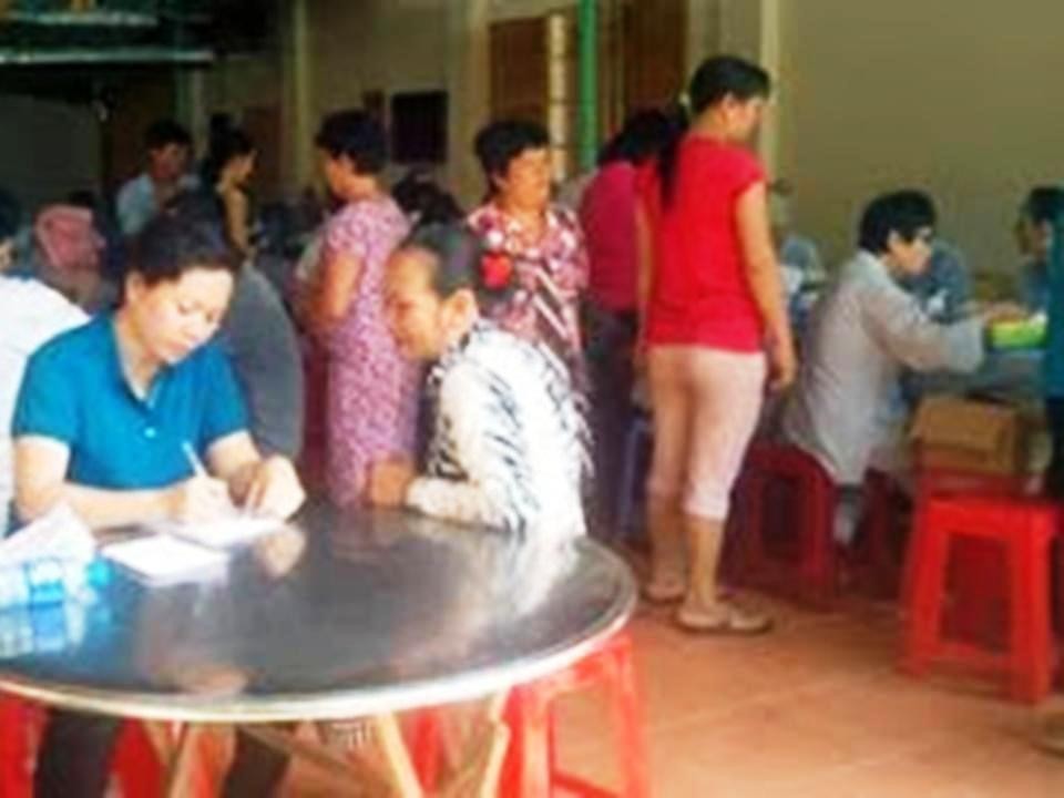 Khám bệnh miễn phí cho người nghèo tại Tây Ninh ngày 24/11/2013.