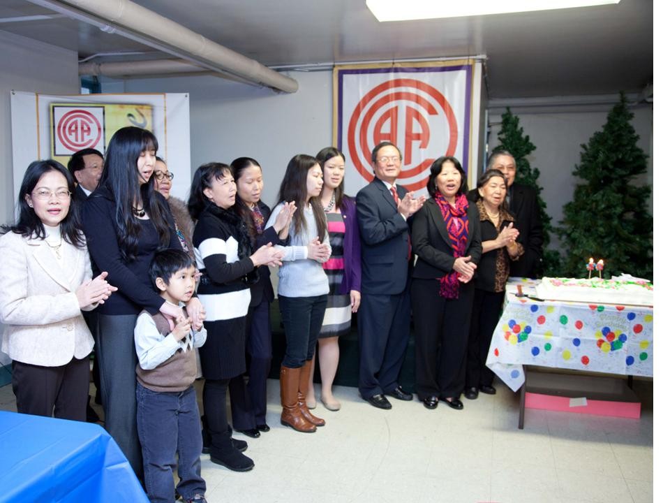 Lễ Tạ Ơn Nghĩa Sinh năm thứ 30 được tổ chức ngày 28/11/2013 tai St. Henry Chapel Chicago. Huynh Trưởng Nghĩa Sinh chào mừng quý khách cùng đồng hương đến tham dự và cám ơn sự hỗ trợ nhiệt tình của quý thân hữu Nghĩa Sinh trong 30 năm qua, từ Lễ Tạ Ơn 1983 đến Lễ Tạ Ơn 2013.