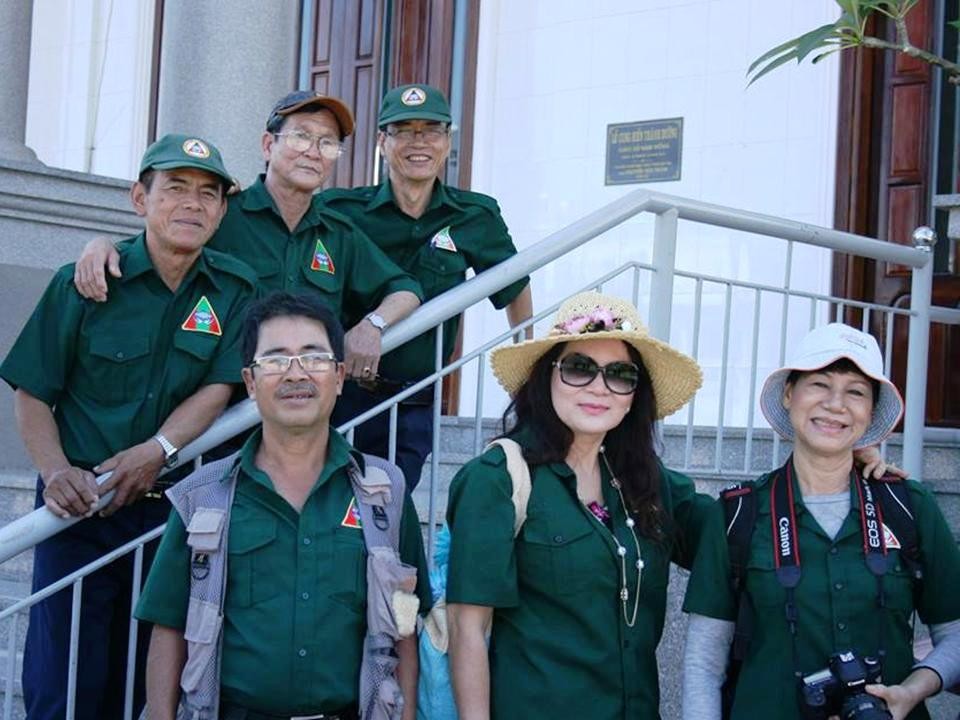 Nghĩa Sinh công tác xã hội tại viện dưỡng lão và gx Nam Đồng, Vũng Tàu ngày 1/12/2014.
