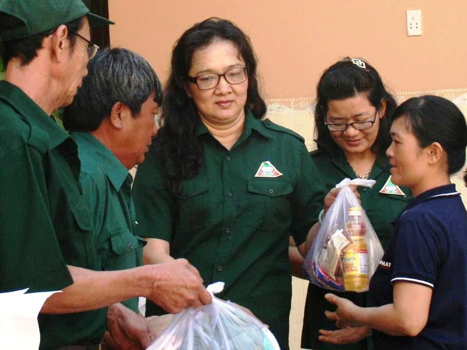 Nghĩa Sinh công tác xã hội tại Vinh Hà, Vũng Tàu ngày 11-12-2014.