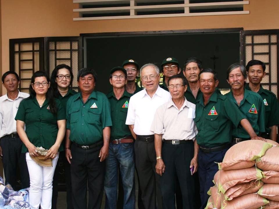 Nghĩa Sinh công tác xã hội tại Vinh Hà, Vũng Tàu ngày 11-12-2014.