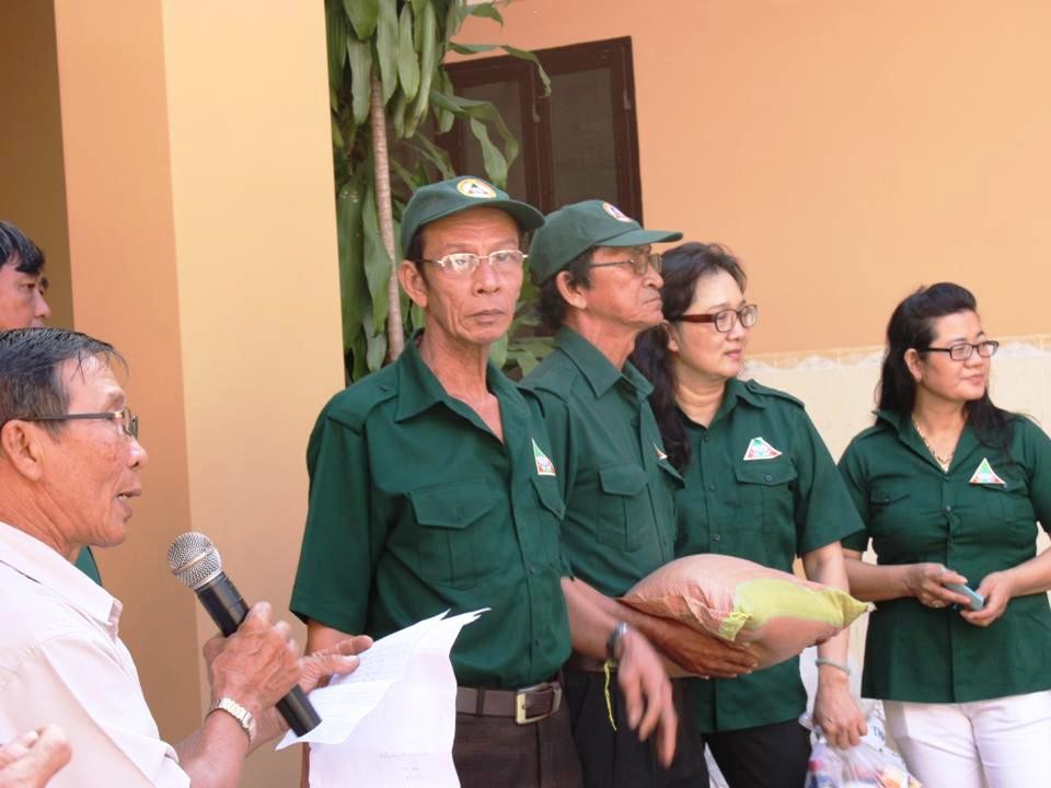 Nghĩa Sinh công tác xã hội tại Vinh Hà, Vũng Tàu ngày 11-12-2014.